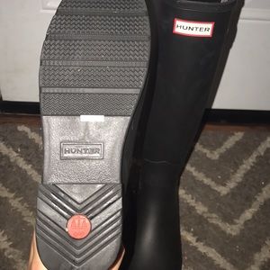Hunter rain boots size 8